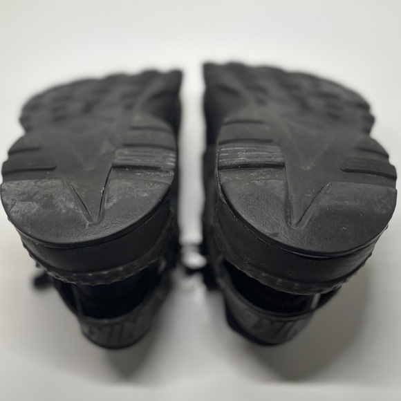 Nike Air Huarache Athletic Shoes youth size 7 women’s size 8.5 - Picture 9 of 11